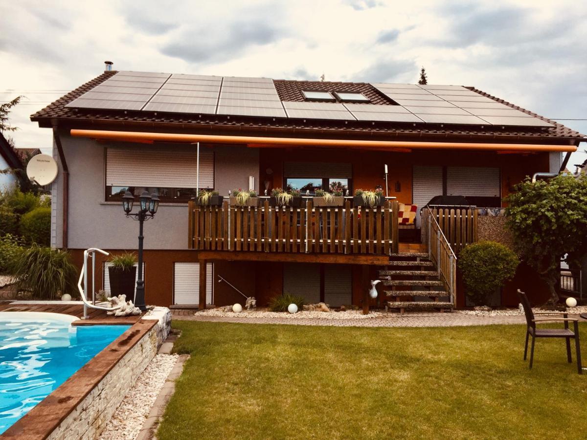 Ferienwohnung Schwarz Sersheim Kültér fotó